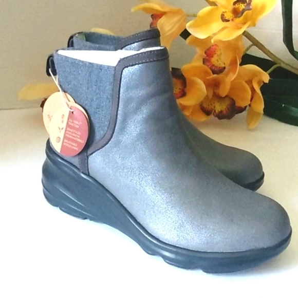 JAMBU GRAY WATER RESISTANT ALL-TERRA TRACTION MEMORY FOAM FOOTBED BOOTS SIZE 6.5 - Picture 10 of 16
